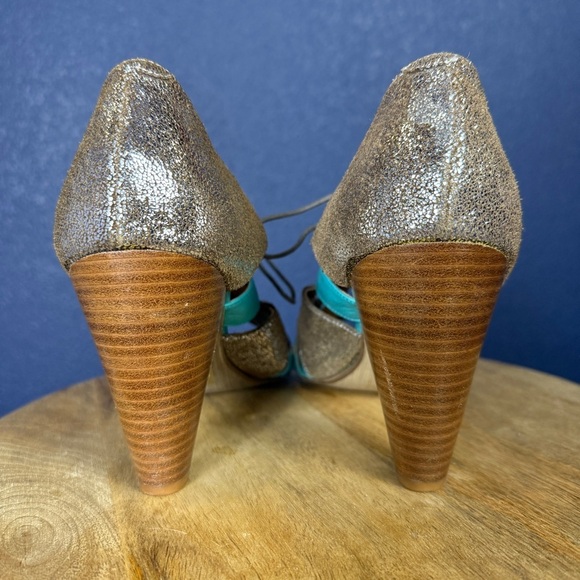 Aldo "Radich" Silver and Teal Blue Lace-up Heels, Size 40 - Picture 5 of 9
